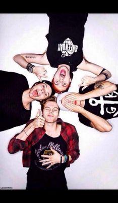 5sos are my sunshines