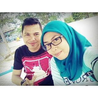 indraPerdana17's profile picture. Bsa membuat org2 bsa menghargai 1 sma lain, itu hal ÿªήğ  sulit utk dilakukan, wlw kdng trlht sdrhna