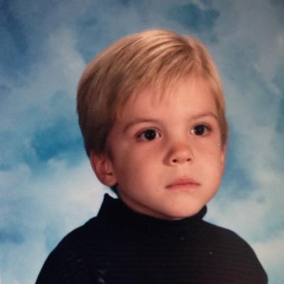 zachmiller7's profile picture. Law Student. 26.