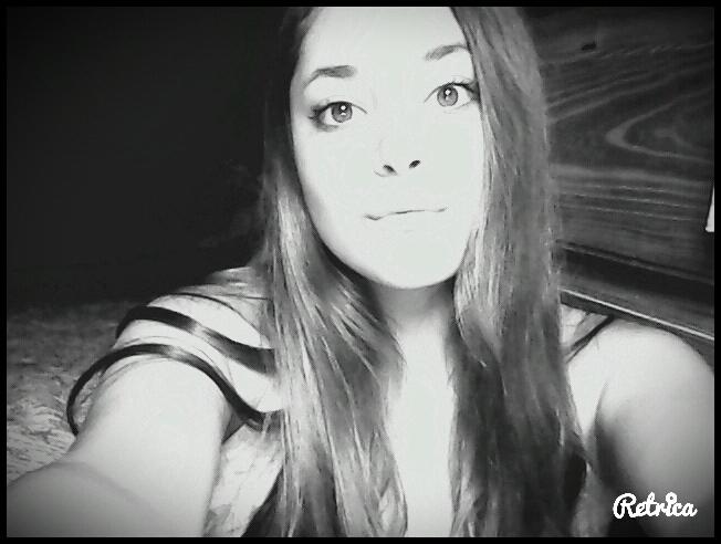 No Veo La Miseria Que Hay , Sino La Belleza Que Aun Queda ..