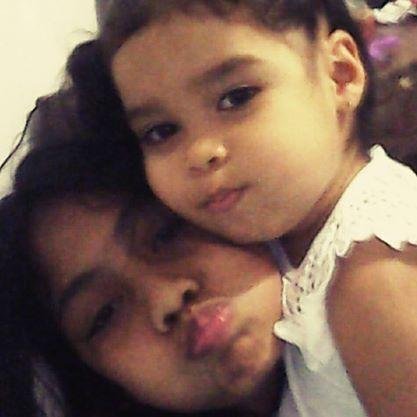 12Andreaviviana's profile picture. 