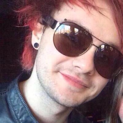 hi cutie, go follow @deepthroatmuke and ask for a follow back