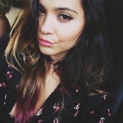 StellaRPGDU's profile picture. j'vous emmerde j'suis mannequin haha