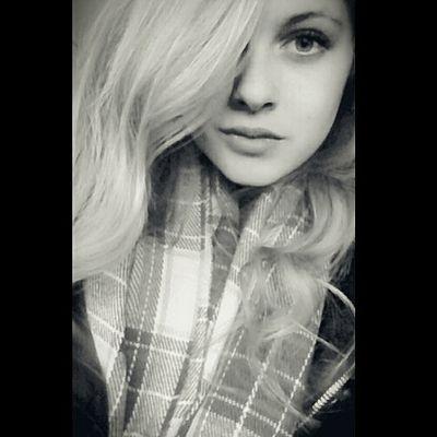 Just me ✨
Instagram- @daniellecorner ^-^
Snapchat- xdaniellex89,  Bbm 7F2523D3