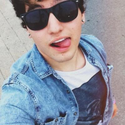 lawleysavedacc's profile picture. FREE FOLLOW FROM @lurkinglawley I gave you a free follow, can you follow , I will follow back :)