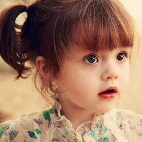 I mommy's girl! (Daughter of @TheMrsGold and @LachlanGold, Granddaughter of @RPMaleficent 18+ RP)