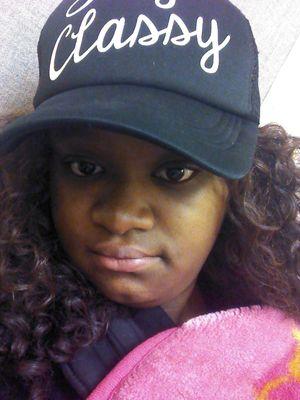 tropicalpinknay's profile picture. mackin with bae