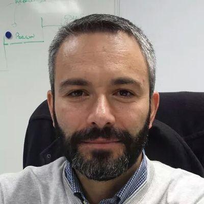 Odio tener que trabajar, pero me encanta mi trabajo. Dirijo Balear de Seguridad y ecomotics