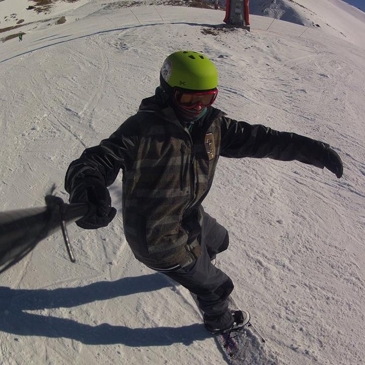 AlejoGuidi's profile picture. Ex procrastinador serial. Discapacitado emocional 
Síganme no los voy a defraudar...