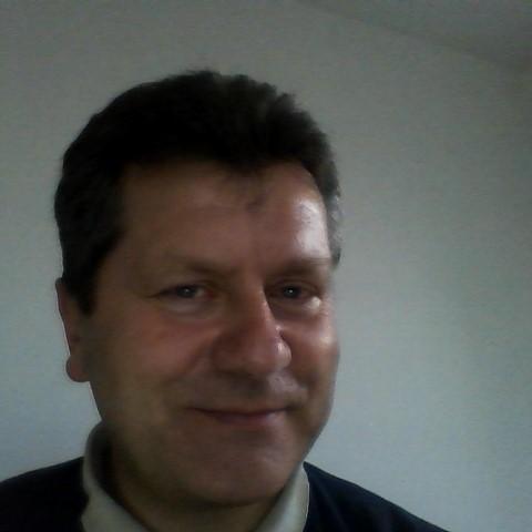 Prawicowiec od urodzenia.