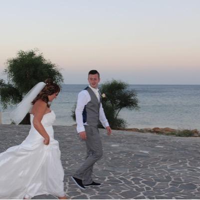 a mother of two beauiful girls and a wife of a very handsome man could not be happier