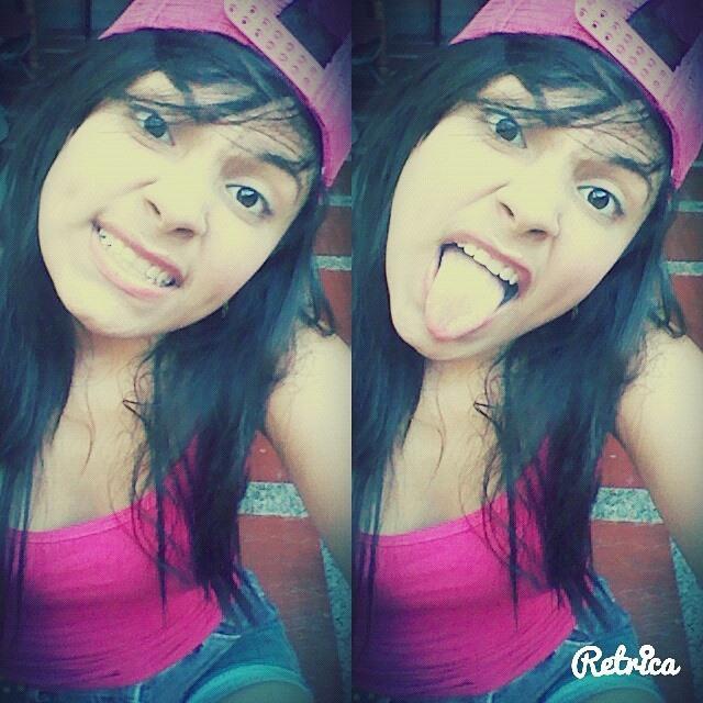 Vente conmigo no me importa si besarte sea un delito ou
Vente conmigo que yo quiero escribir mi historia contigo ou
Solo contigo ou ♪♫♫