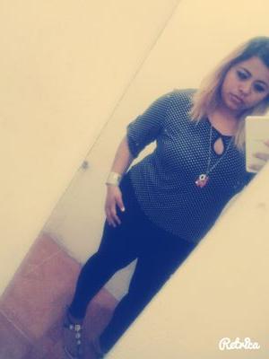 Hola soy de merida yucatan mexico,  me gusta estar en las redes sociales me encanta abraham mateo