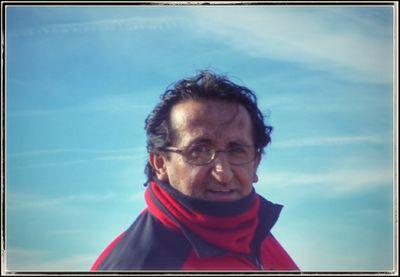 Nunca dejes para mañana lo que puedas hacer Hoy...!!
Conquistar lo no conquistado , aunque me lleve 
la VIDA......Javi!!!