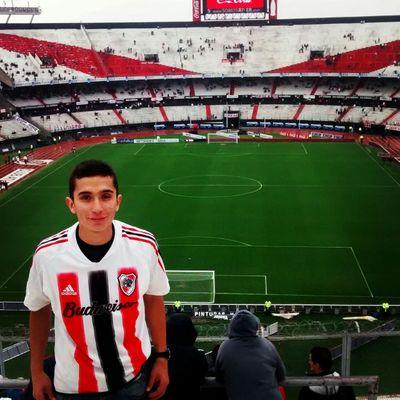 Popi2708's profile picture. Cadete del CMN. Hincha fanatico de RIVER PLATE ♡