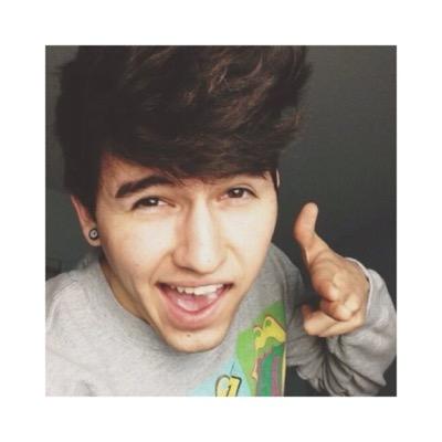 Adorablyjc's profile picture. • well i lind like this boy named Jc • i swerve lanes a lot so beep beep •