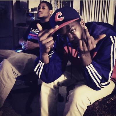 #SoundCloud https://t.co/Wtb1vZXsSc http://t.co/i9rP3JuVlo