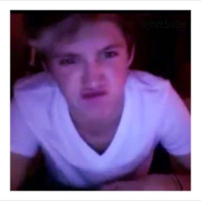 please follow @coffeenxrry 

thank you
