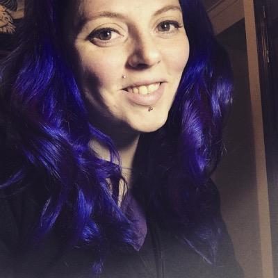 llluanis's profile picture. 