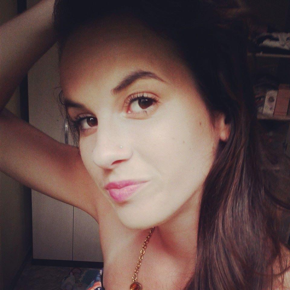 “Aumente o som do teu riso.”