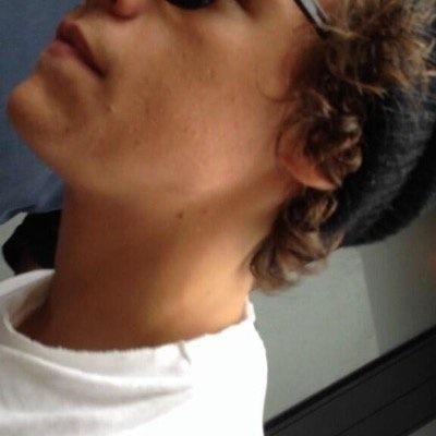 wwasIut's profile picture. @yunglana