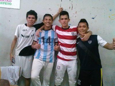 ¡ Si en algún momento  no peleó un balón ese mismo dia me retiro del futbol !