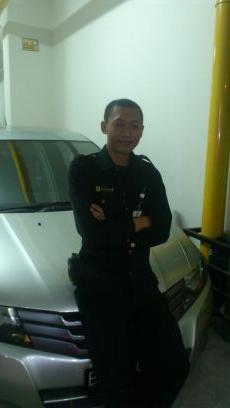 Ga ganteng,tp Berwibawa | Ga cakep,tp Keren | working n badminton | pin bb/ WA ask me