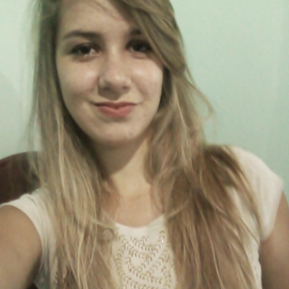 Frequentando Faculdade de Enfermagem .
