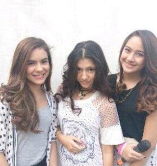 Official fanbase @Elovii_id from Bogor.Follow and enjoy with us.Elovii part of @INBEK @INBEKPLUS @anggaoi (0878806659123)