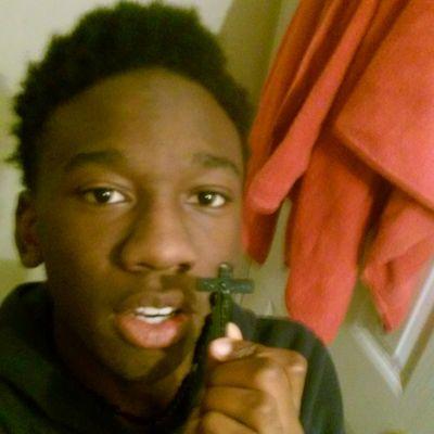 Gloo_Jones's profile picture. Lil $tunt For bookings email diondrejones@gmail.com From Dopewell to the Fame artist/rapper