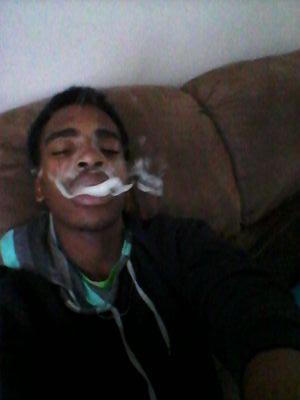 fly young niggq just trying get some money and make a better living for me and the fam