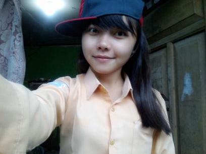 ayuayott's profile picture. Spenduling VII.8 |VIII.8|IX.8 :) ;) :D
 Sman 1 Narmada |X.B :D :D
 
 Follback just mentions ;) :D