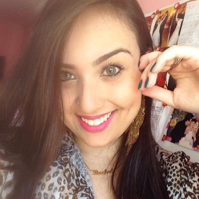 Brasileira. Estudante de Direito. Ariana. Palmeirense. Sonhadora. 🇧🇷⚖️♈️🐽