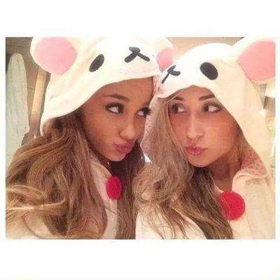Cameron Ocasio Followers
Cameron Ocasio answered a message on 04/0514 @ArianaGrande & @JaiBrooks1
@mareecheatham :) 21/05/14 
I love you Maree!   XoXO!
