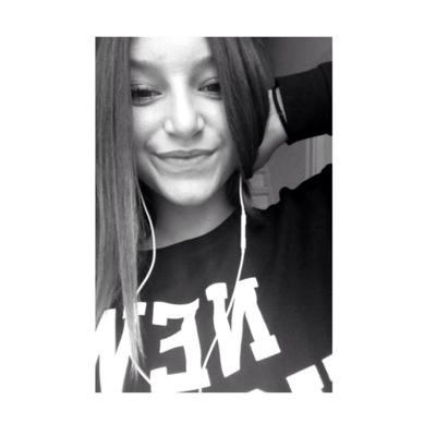 snapchat:Dunyatulin~football~ anvers/belgium~act like a lady, Think like a boss