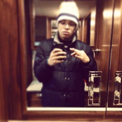 _obbaymymom's profile picture. starting at bottom... Will reach the top☝