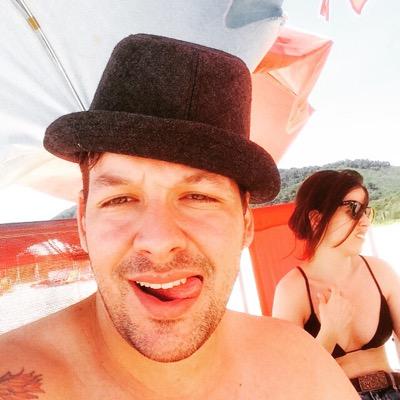 me segue no insta marcoscaiadorico