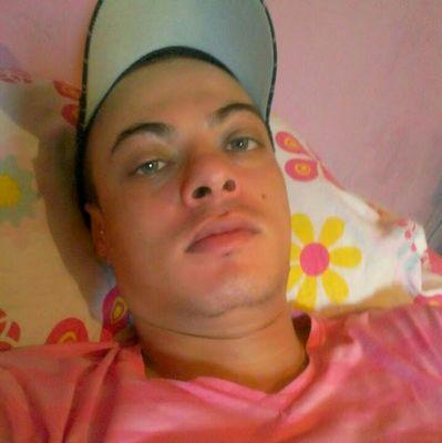 viver é sempre o sentido de acreditar que nao estamos neste mundo atoa ....