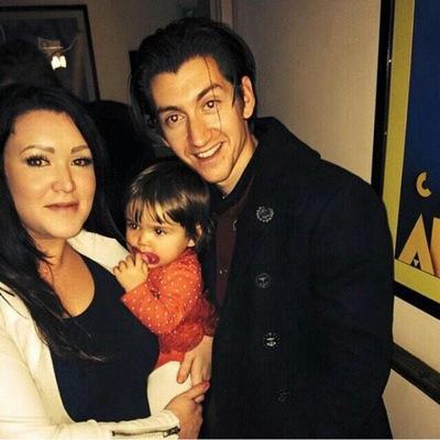 meujustin's profile picture. ain't got no type, bad bitches is the only thing that i like