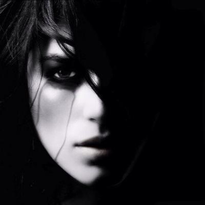 A 20 year old vampire. Secret daughter of the Outsider. Raven or human form. #21+ Fandoms: ||Skyrim, Dishonored, Dragon Age, The Witcher, Hellsing, Marvel/DC||