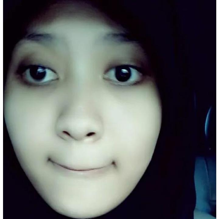 Rizka Ummi Arofah. Family and Rian 3
