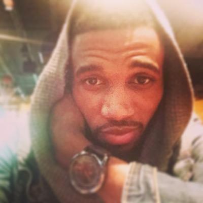 iSing1990's profile picture. iAm a HUMAN IPOD! iSing. iDance. iAct. iLove (Jesus). iLive. iLaugh.