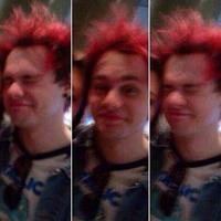 ❌ (@batfreakhemmo) 's Twitter Profile