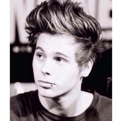Follow me on Instagram Maya_hemmings143