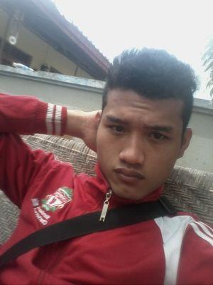 Seneng tuh disini :-) cerita masa lalu