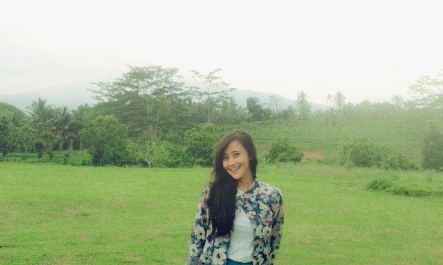 DinaMeilani5's profile picture. ig: meilanidina