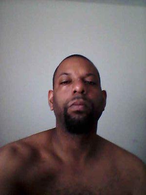 Hi my name is Todd I want to get to know u I am a freak