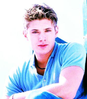 friggingYoda's profile picture. me and my boyfriend are so different... I exist, he doesn't