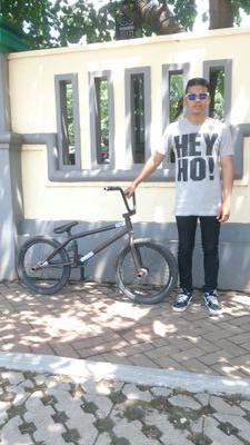 annisarmdhny♥ -instagram&path:aprisalrebani.line:aprisalrbni NohateBMX-@Dazzleightdenim-@bodsam_- Part of @WKDKstreetFamS&KamtisFamily!
