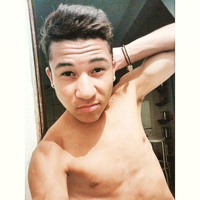 011949007642 
 Capão Redondo 
⚽       Futebol         ⚽
      18  anos        
O segredo pra ser feliz
é ser feliz em segredo